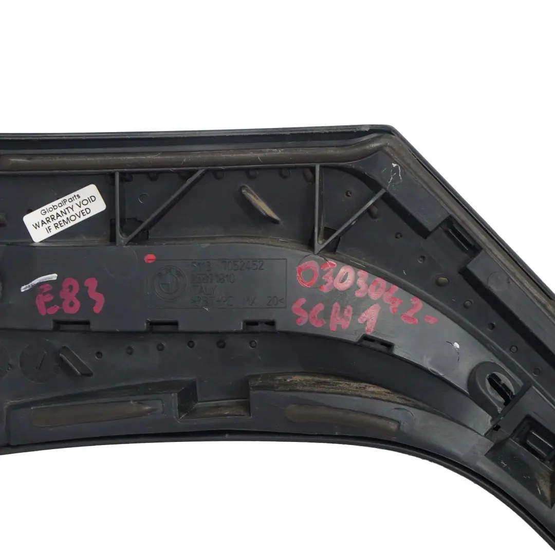 BMW X3 E83 Blenda Listwa Klapy Schwarz 2 - 668 - SKU 0303042-SCH1 - Numer Części 0303042