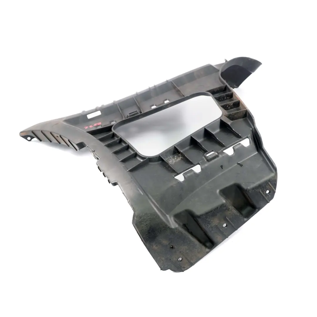 Paraurti Posteriore Sinistro Inserto Supporto Laterale 0 per BMW X3 E83 con numero di parte 0305055 BMW X3 E83 Paraurti Posteriore Sinistro Inserto Supporto Laterale 0 - SKU 305055 - Numero di parte 0305055