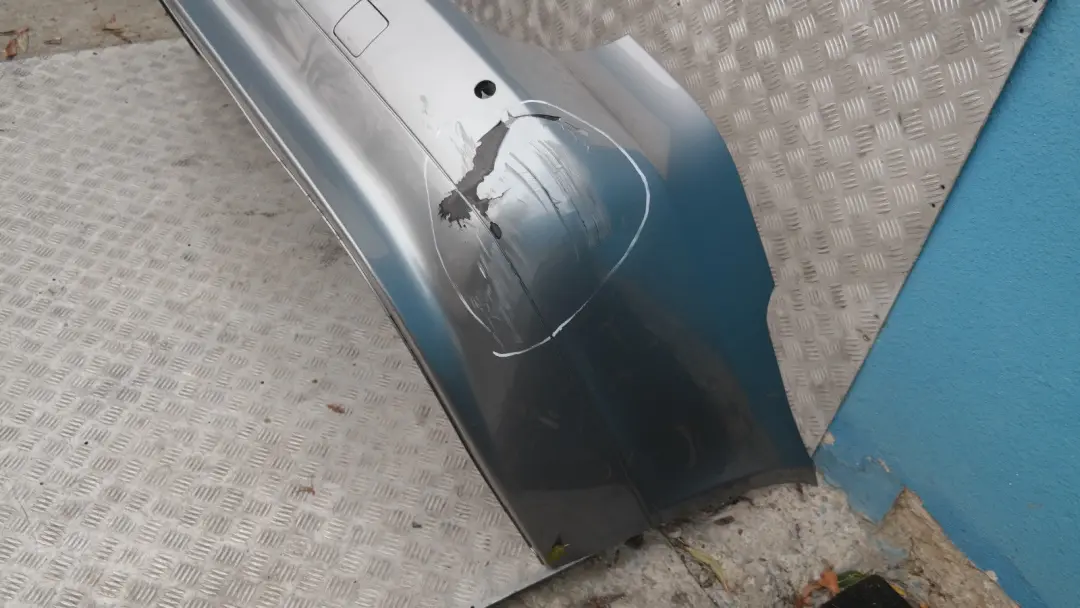 Zderzak tylny tył pdc silbergrau A08 do BMW E61 o numerze 51120306983 BMW E61 Zderzak tylny tył pdc silbergrau A08 - SKU 0306983-SBG - Numer Części 51120306983