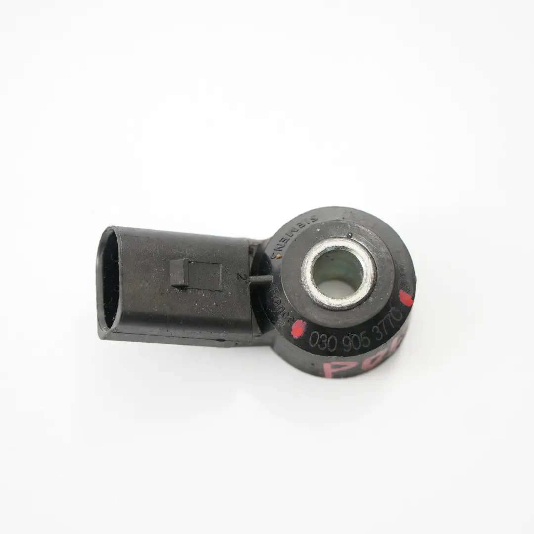 Czujnik Spalania Stukowego do VW Audi Seat Skoda o numerze 030905377C VW Audi Seat Skoda Czujnik Spalania Stukowego - SKU 030905377C - Numer Części 030905377C