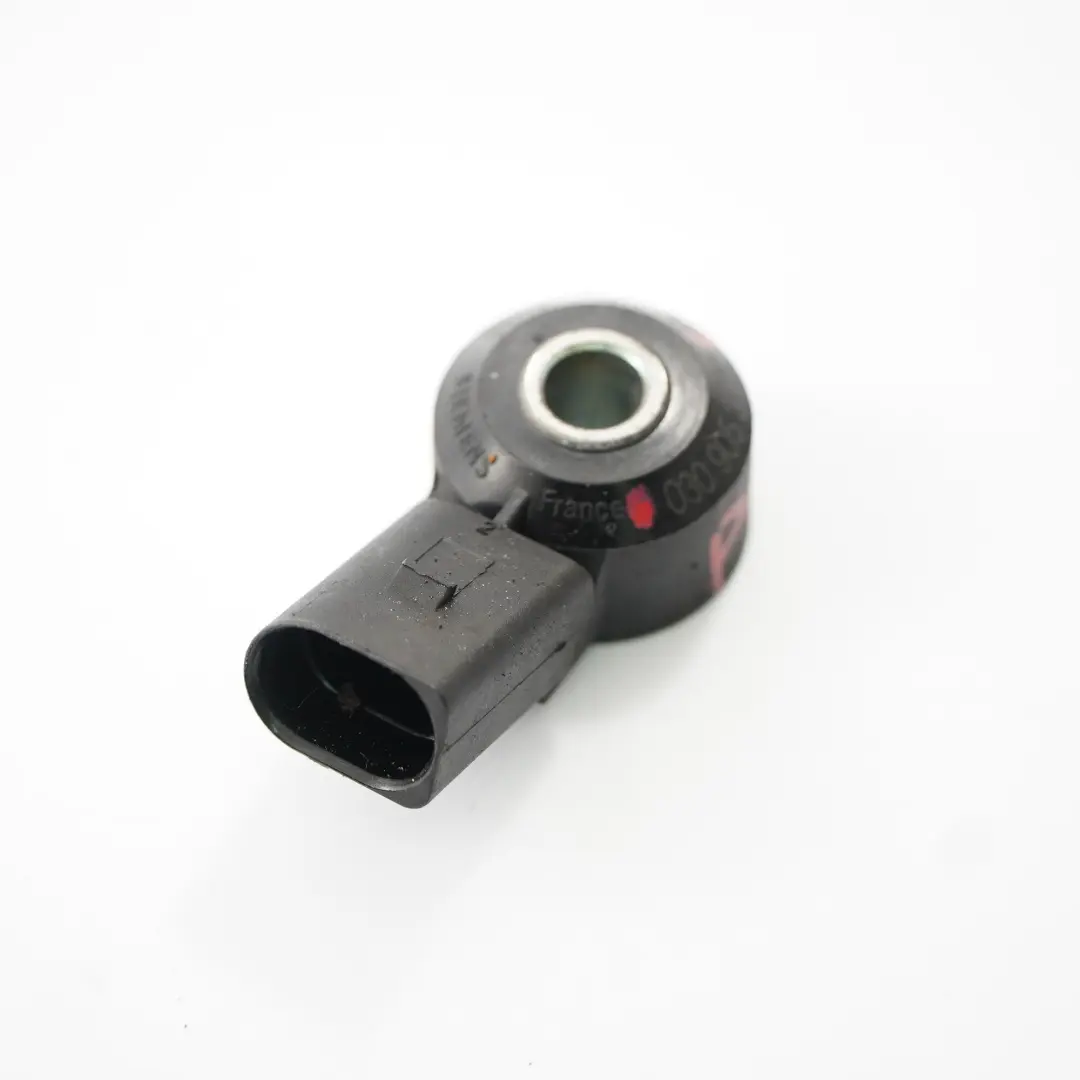 Sensore di detonazione di combustione per VW Audi Seat Skoda con numero di parte 030905377C VW Audi Seat Skoda Sensore di detonazione di combustione - SKU 030905377C - Numero di parte 030905377C