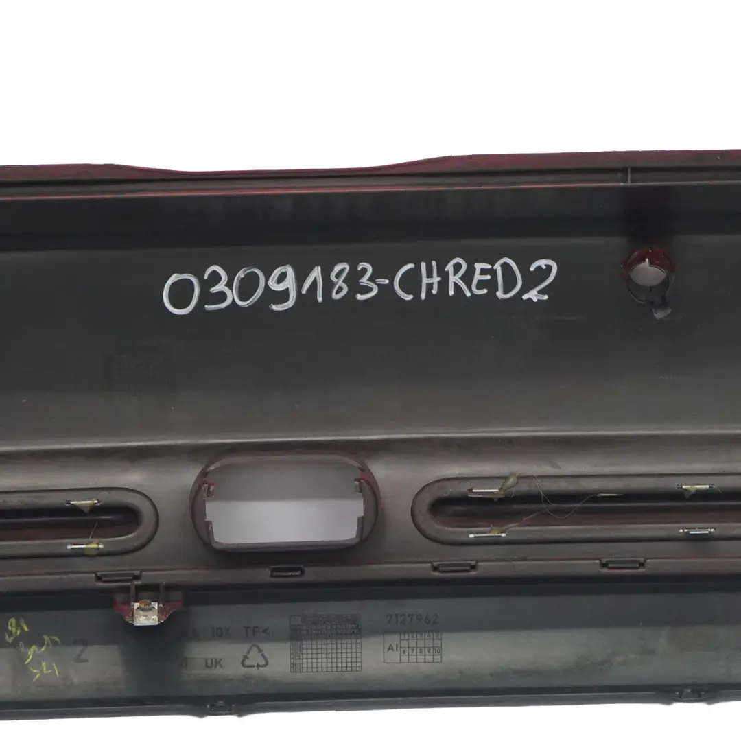 Paraurti posteriore completo PDC rivestimento Chili Red - 851 per Mini R52 Cabrio con numero di parte 0309183 Mini R52 Cabrio Paraurti posteriore completo PDC rivestimento Chili Red - 851 - SKU 0309183-CHRED2 - Numero di parte 0309183