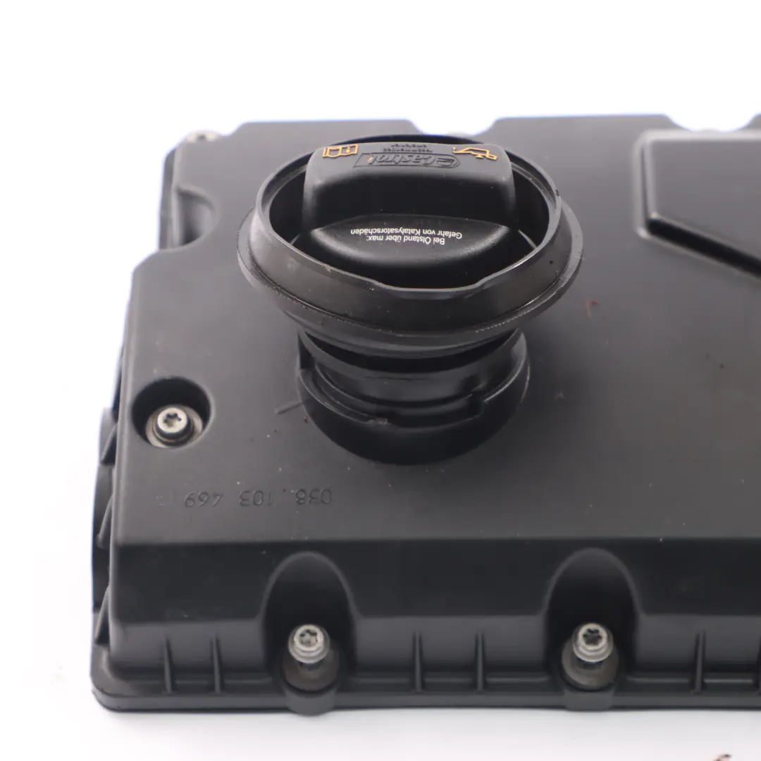 8L 1.9 TDI Cylinder Head Rocker Cover to Volkswagen Golf 4 5 Audi A3 with Part number 038103475 Volkswagen Golf 4 5 Audi A3 8L 1.9 TDI Cylinder Head Rocker Cover - SKU 038103475 - Part number 038103475