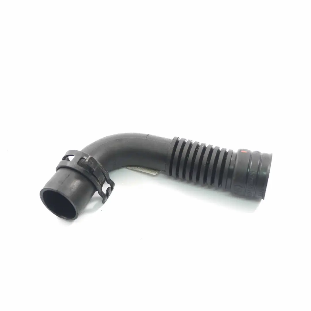 Tubo ventilación Manguera respiradero cárter para Audi A3 8P 2.0 Diesel con número de pieza 038103493AR Audi A3 8P 2.0 Diesel Tubo ventilación Manguera respiradero cárter - SKU 038103493AR - Número de pieza 038103493AR