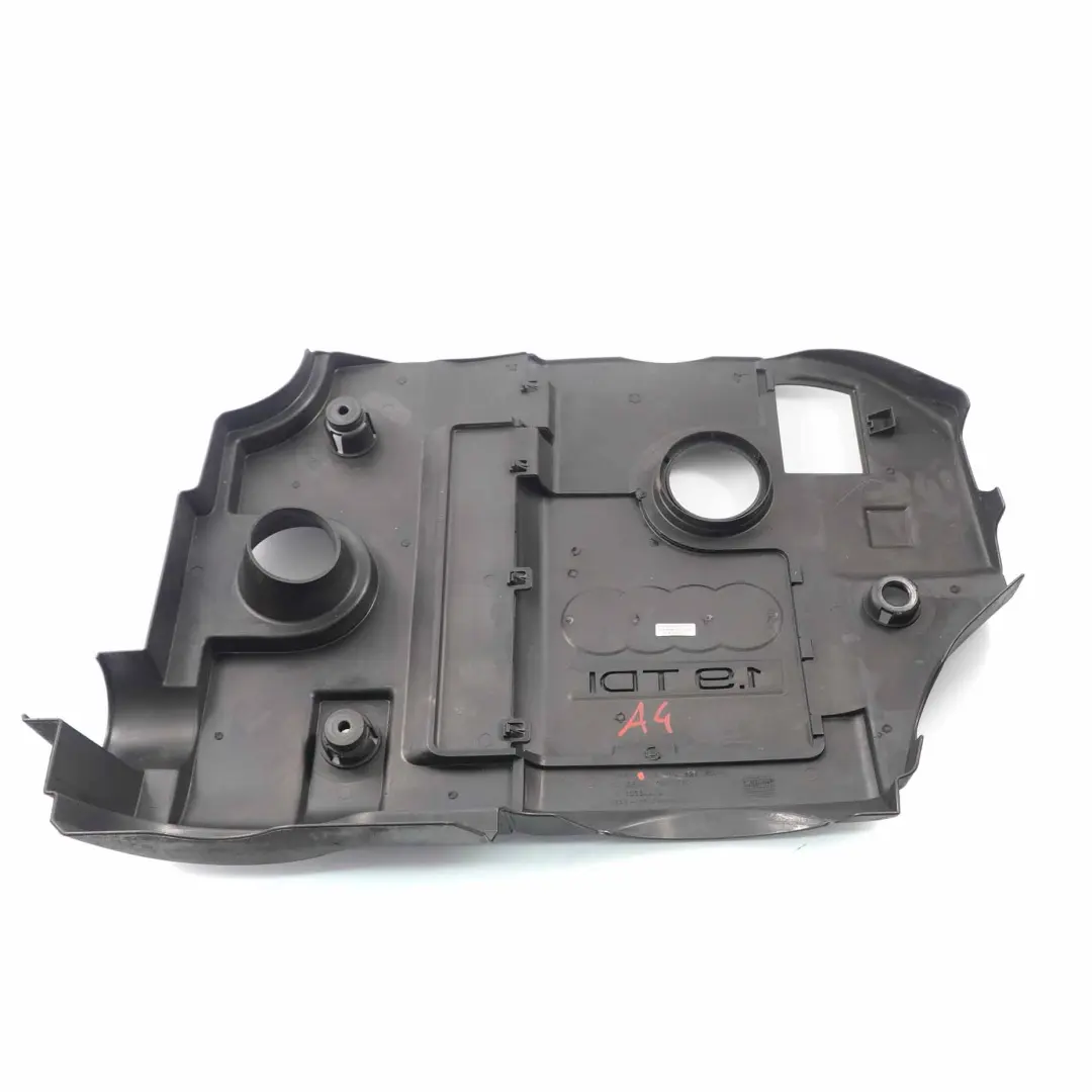 Audi A4 B7 1.9 TDI Diesel Cubierta Motor Panel Acústico 0 - SKU 38103925 - Número de pieza 038103925