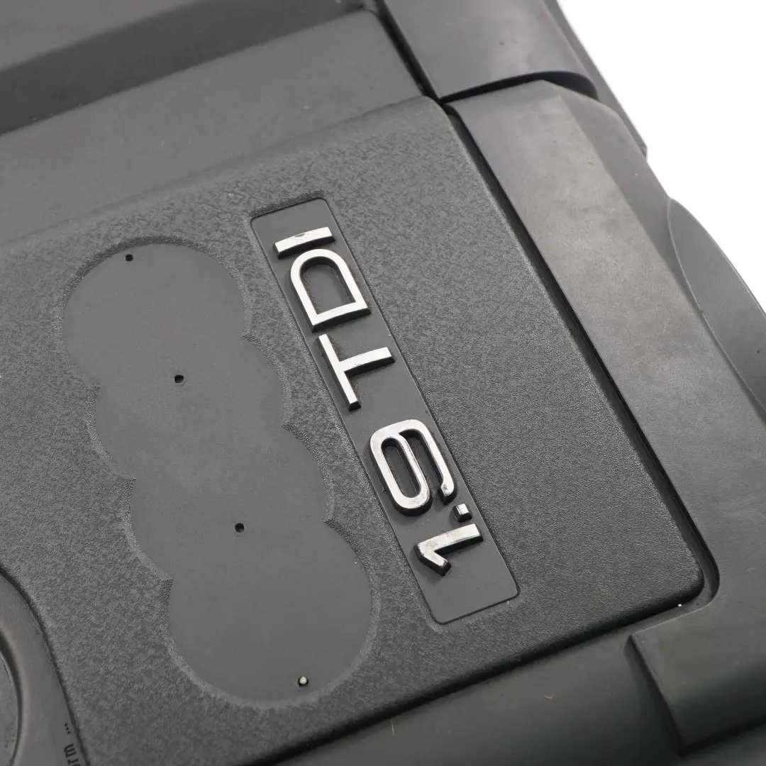 Audi A4 B7 1.9 TDI Diesel Coperchio motore Pannello acustico 0 - SKU 38103925 - Numero di parte 038103925