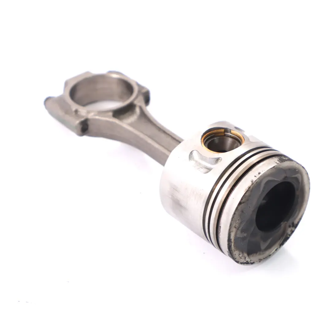 Volkswagen Audi Seat Skoda 1.9 TDI Silnik BXE Tłok Korbowód - SKU 038107065LD - Numer Części 038107065LD