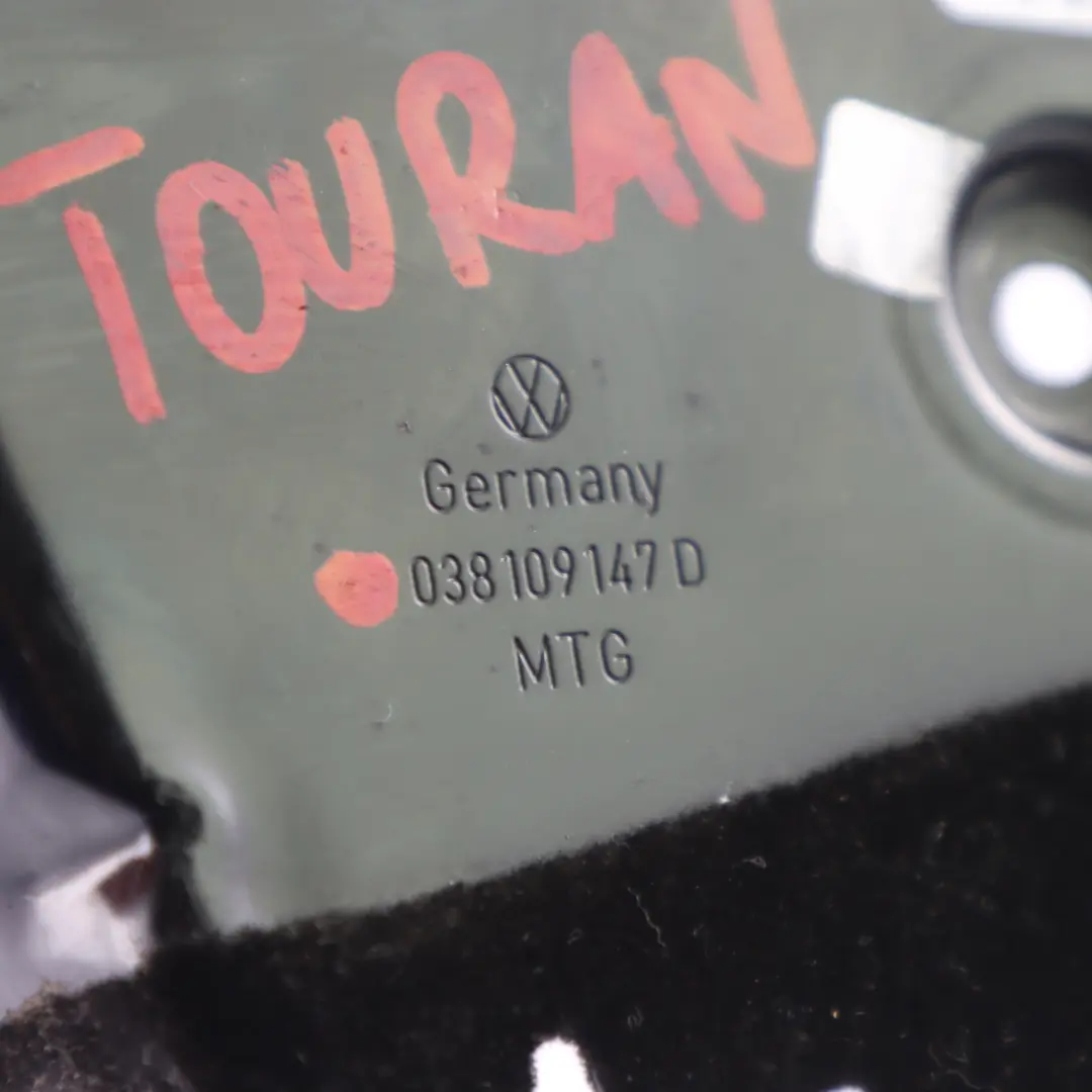 Volkswagen Touran Audi Skoda Motor 2.0 Tdi BKD Zahnriemen Abdeckung - SKU 038109147D - Teilenummer 038109147D