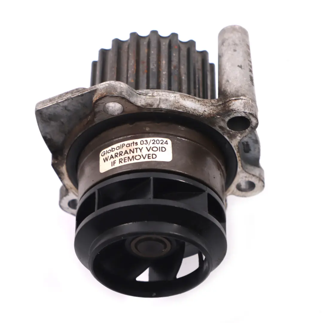 Bomba de agua mecánica VW Golf V Diesel Motor Unidad de refrigerante para con número de pieza 038121031F Bomba de agua mecánica VW Golf V Diesel Motor Unidad de refrigerante - SKU 038121031F - Número de pieza 038121031F