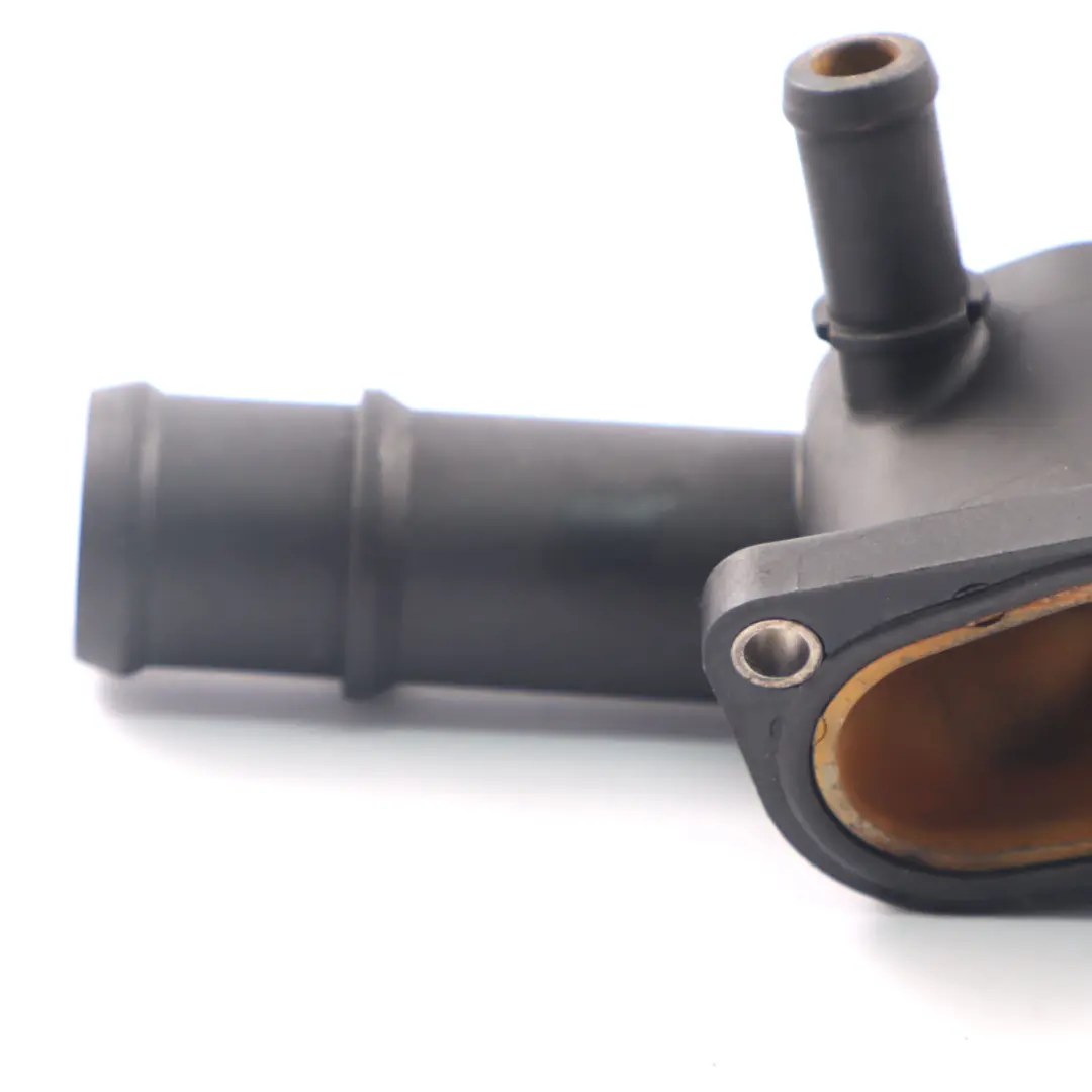 MKV Flangia refrigerante Flangia alloggiamento termostato per Audi Seat VW Golf con numero di parte 038121132D Audi Seat VW Golf MKV Flangia refrigerante Flangia alloggiamento termostato - SKU 038121132D - Numero di parte 038121132D