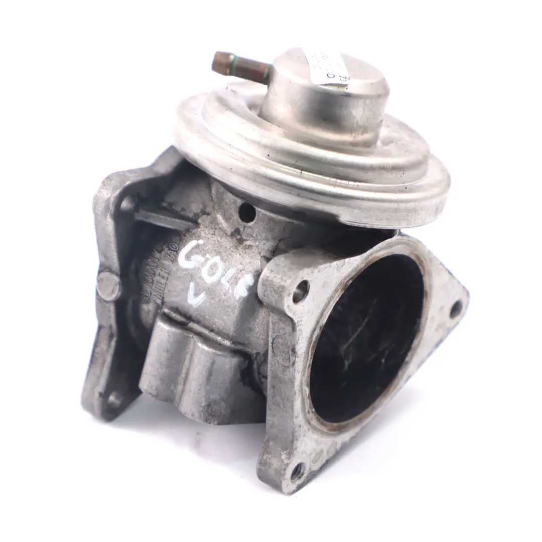 Zawór EGR do VW Volkswagen Golf 5 Audi A3 8P 1.9 2.0 TDI o numerze 038129637D VW Volkswagen Golf 5 Audi A3 8P 1.9 2.0 TDI Zawór EGR - SKU 038129637D - Numer Części 038129637D