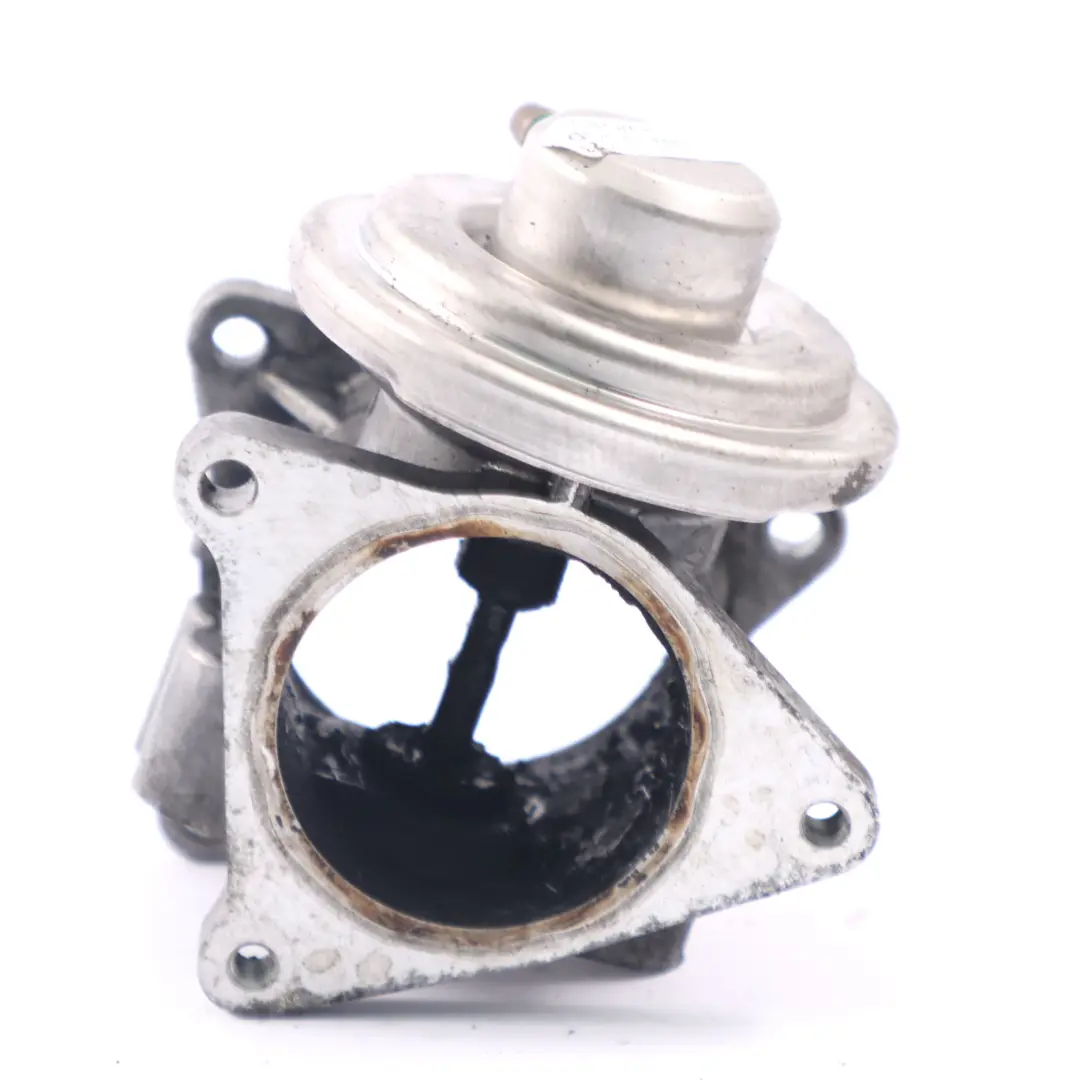 Zawór EGR do VW Volkswagen Golf 5 Audi A3 8P 1.9 2.0 TDI o numerze 038129637D VW Volkswagen Golf 5 Audi A3 8P 1.9 2.0 TDI Zawór EGR - SKU 038129637D - Numer Części 038129637D