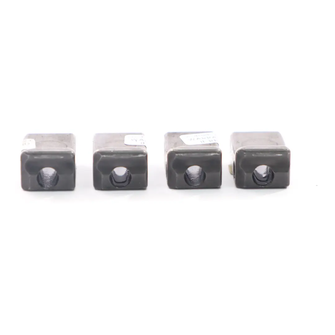 VW Volkswagen Golf 5 1.9 TDI Fuel Injector Bracket Clamp Jaw Set - SKU 038130069B - Part number 038130069B