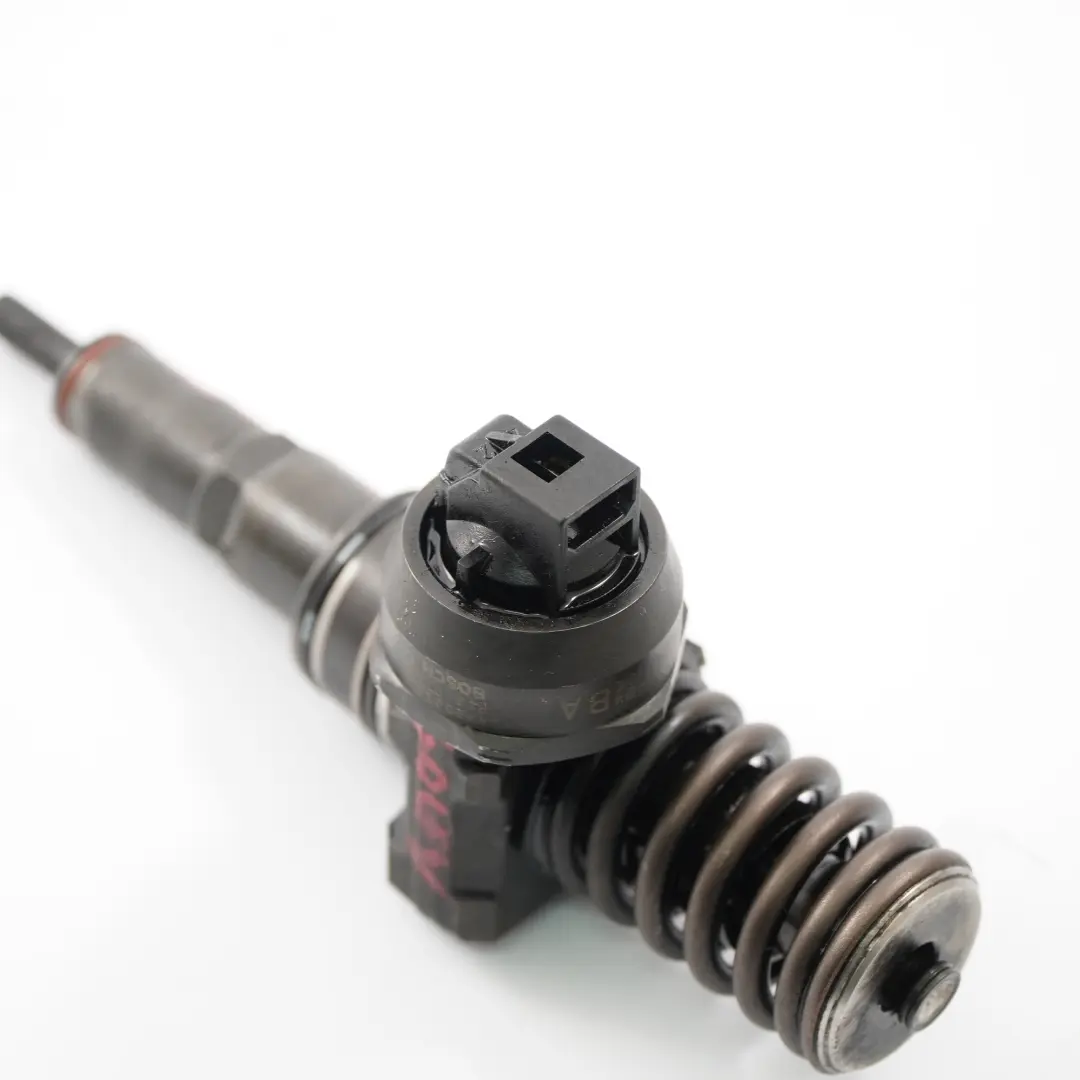 Mk5 Audi Seat Skoda 1.9 TDI Fuel Injector Injection Nozzle to VW Golf with Part number 038130073AG VW Golf Mk5 Audi Seat Skoda 1.9 TDI Fuel Injector Injection Nozzle - SKU 038130073AG - Part number 038130073AG
