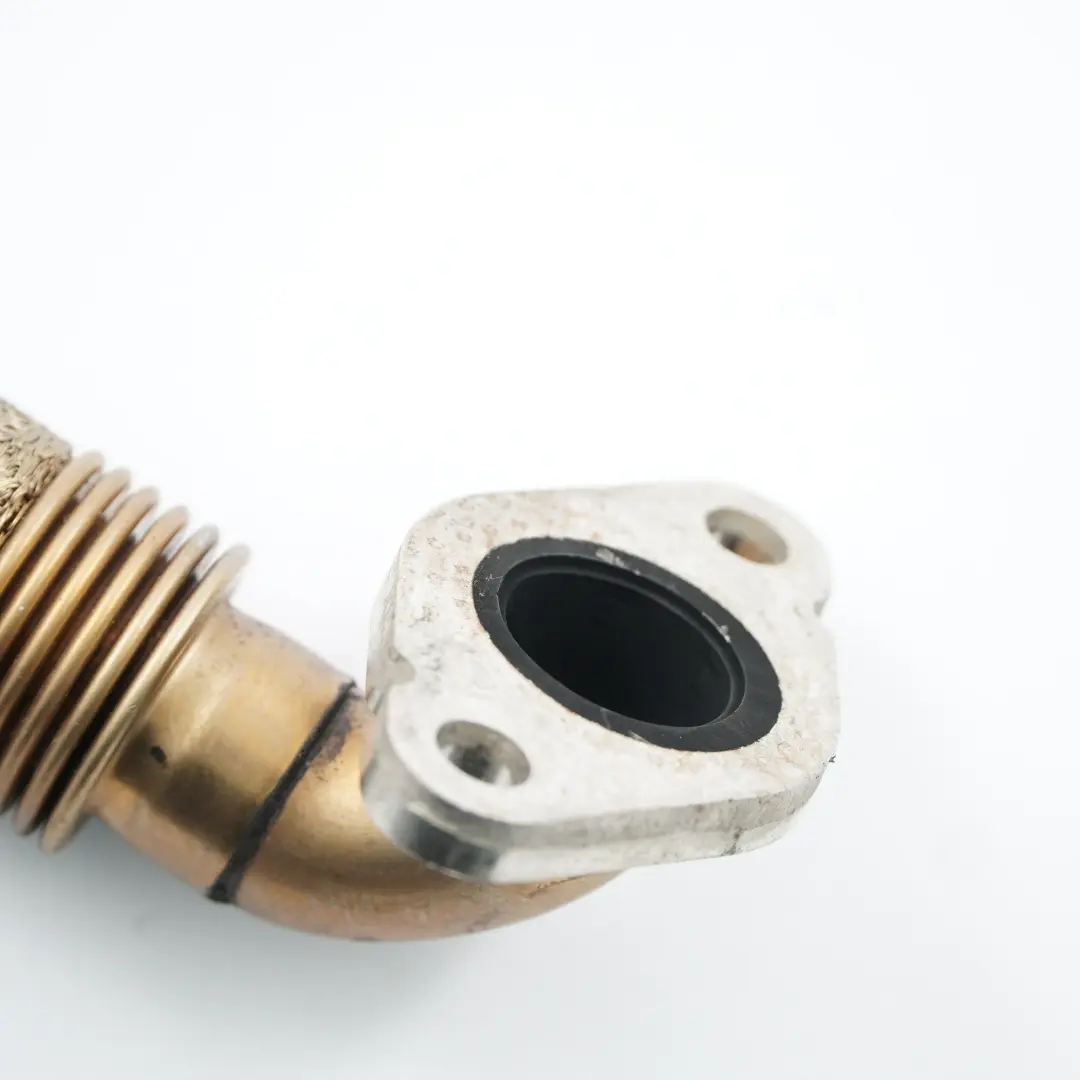 Refrigerador de la válvula EGR Manguera para Audi VW Seat Skoda 1.9 TDI con número de pieza 038131521CD Audi VW Seat Skoda 1.9 TDI Refrigerador de la válvula EGR Manguera - SKU 038131521CD - Número de pieza 038131521CD