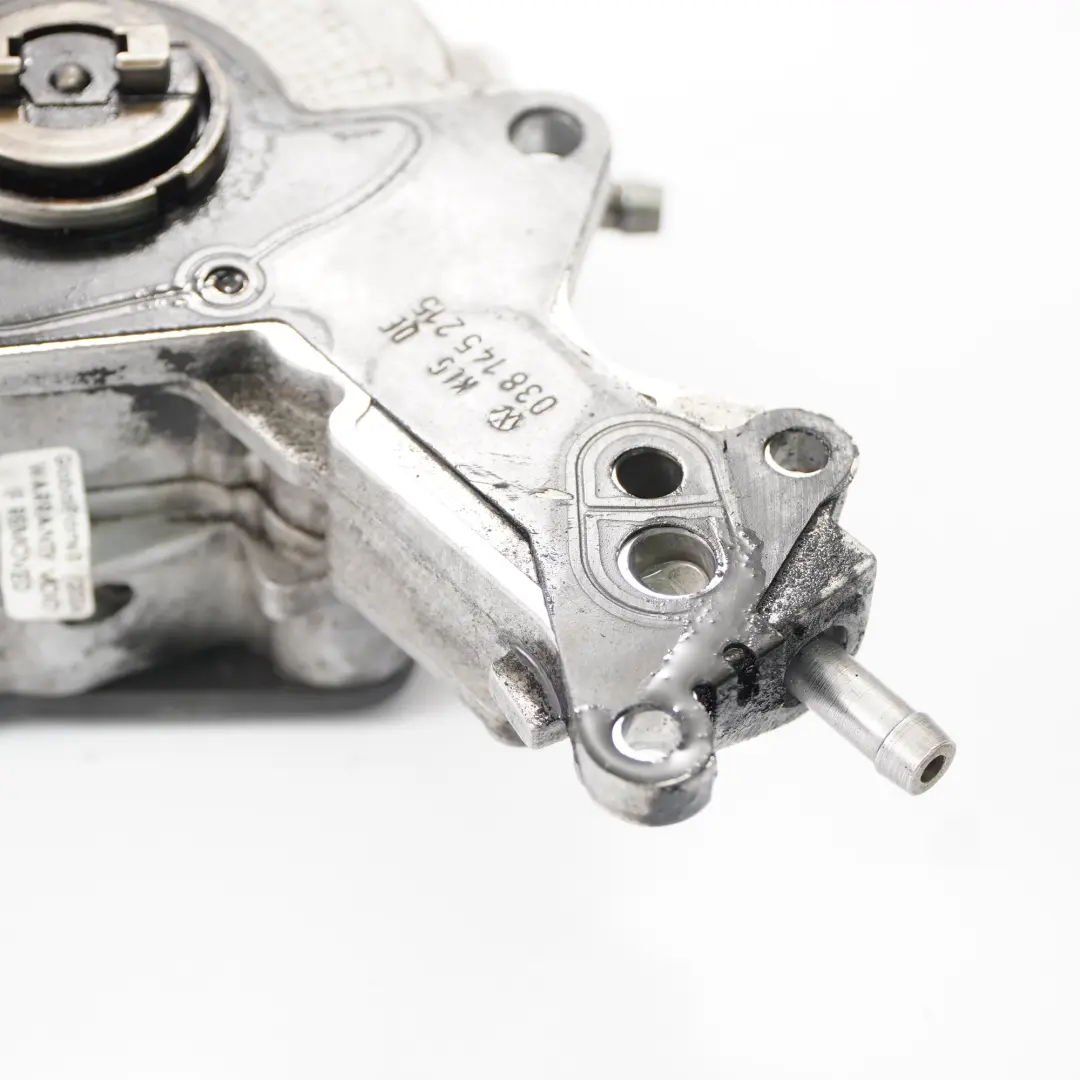 Bomba de Vacío para VW Volkswagen Golf 5 Audi A3 8P 1.9 TDI Motor Diesel con número de pieza 038145215 VW Volkswagen Golf 5 Audi A3 8P 1.9 TDI Motor Diesel Bomba de Vacío - SKU 038145215 - Número de pieza 038145215