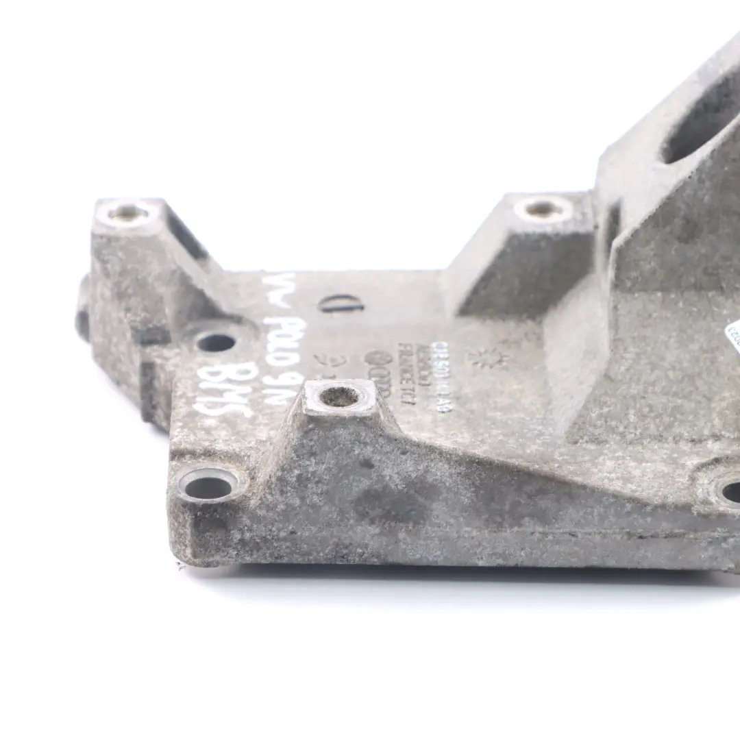 MK4 Seat Ibiza III 6L 1.4 TDI BMS Soporte del alternador para VW Polo 9N con número de pieza 038903143AG VW Polo 9N MK4 Seat Ibiza III 6L 1.4 TDI BMS Soporte del alternador - SKU 038903143AG - Número de pieza 038903143AG