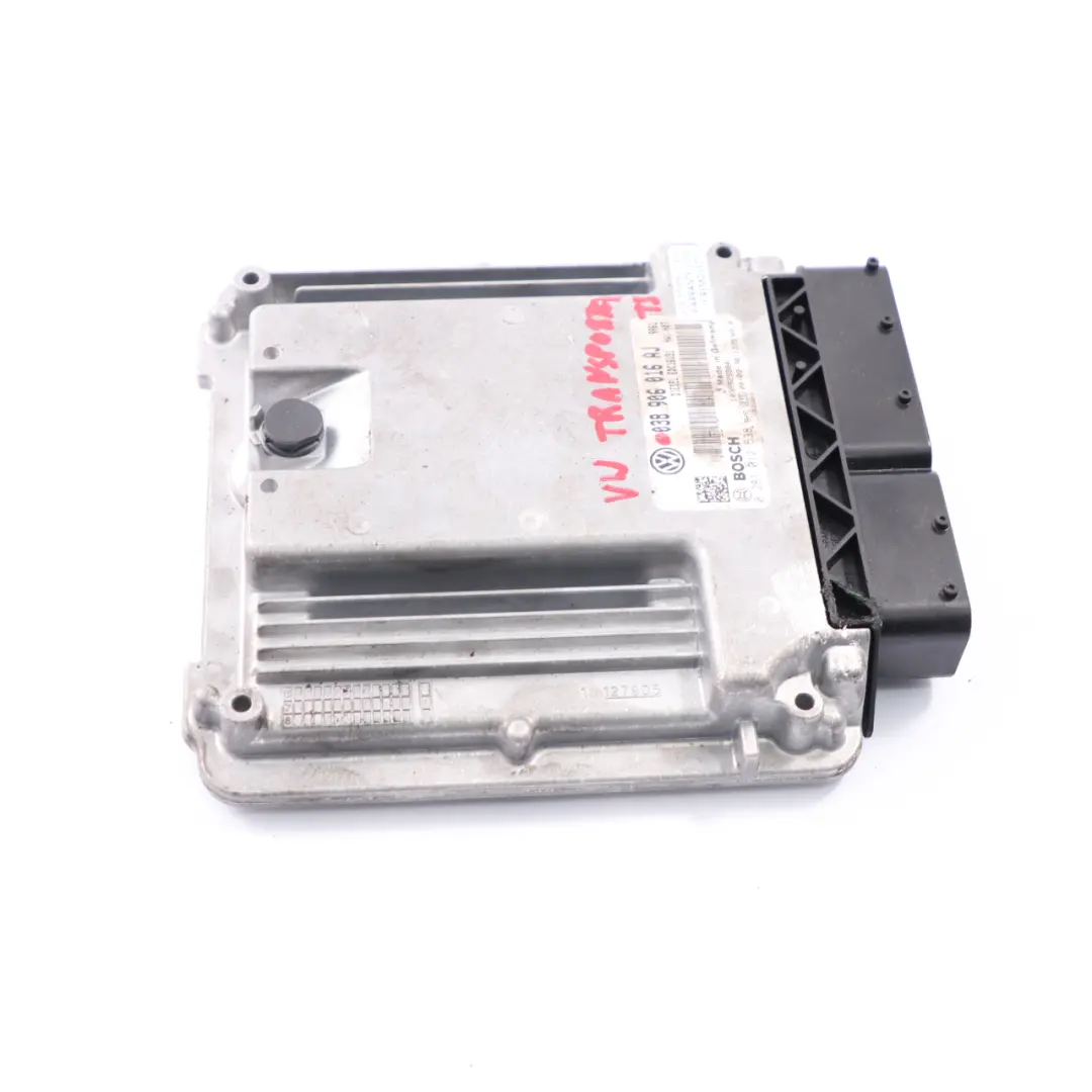 Control Unit ECU to VW Volkswagen Transporter T5 1.9 TDI Diesel Engine with Part number 038906016AJ VW Volkswagen Transporter T5 1.9 TDI Diesel Engine Control Unit ECU - SKU 038906016AJ - Part number 038906016AJ