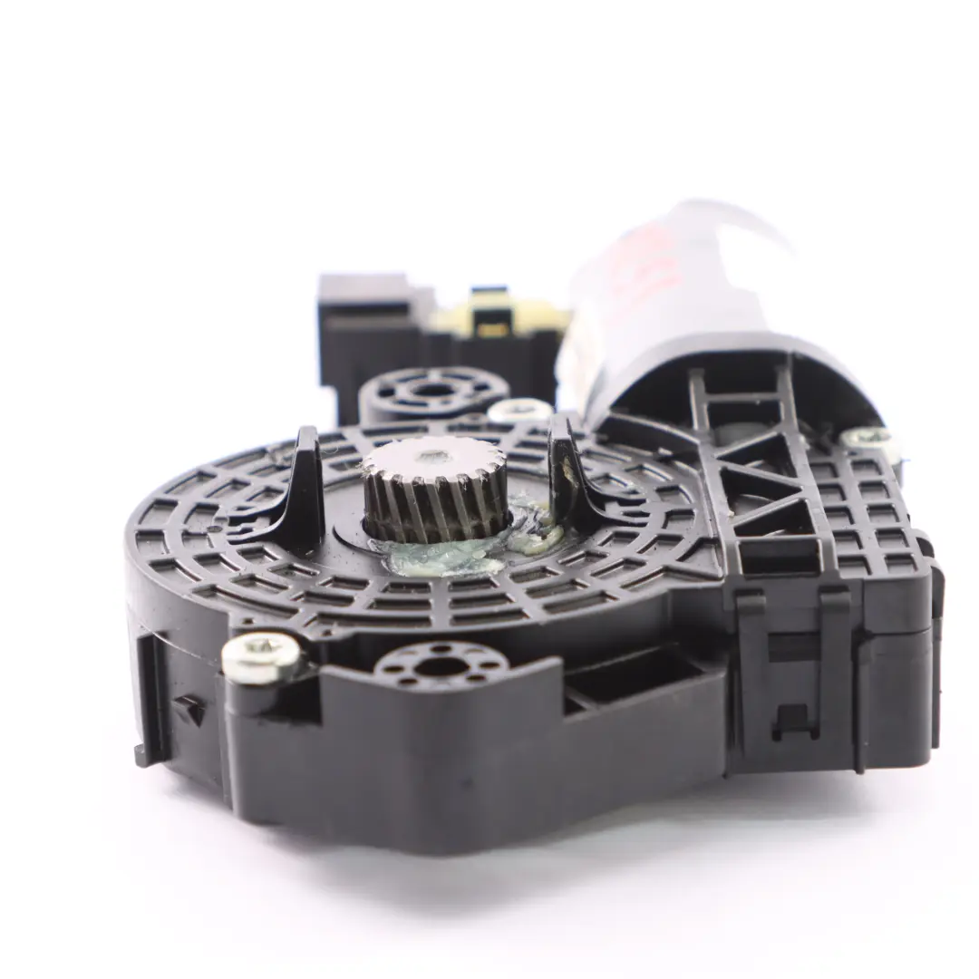 Roller Blind Motor Mercedes X253 Sunroof Roller Blind Gear Motor to with Part number A2539064802 Roller Blind Motor Mercedes X253 Sunroof Roller Blind Gear Motor - SKU 0390200122 - Part number A2539064802