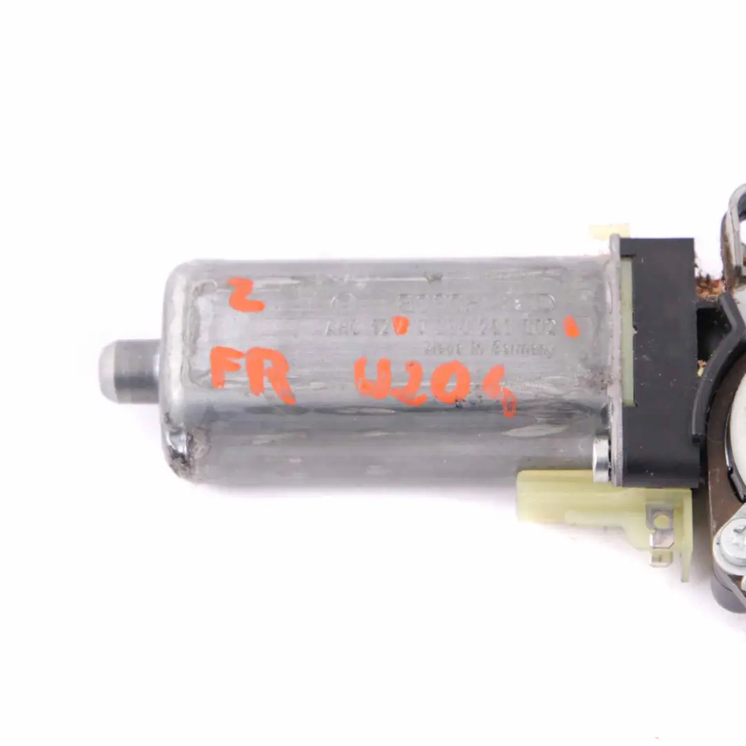 Mercedes W204 Vordersitzmotor Rechts Verstellmotor Aktuator 0 - SKU 390203002 - Teilenummer 0390203002