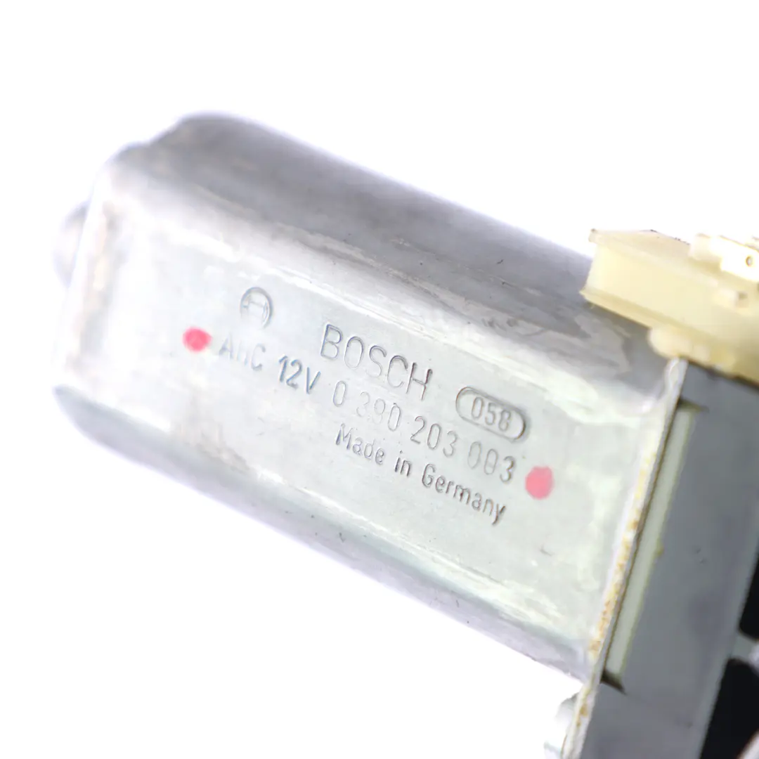 Mercedes W204 C219 Vorne Links Sitzverstellmotor Stellmotor - SKU 0390203003 - Teilenummer 0390203003