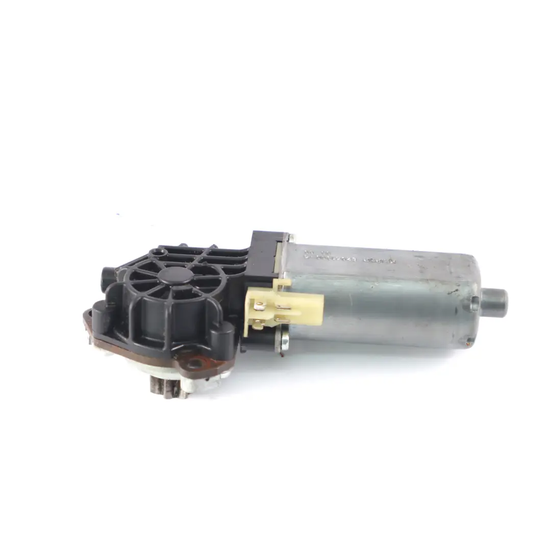 Mercedes W204 C219 Front Right O/S Seat Adjuster Motor Actuator - SKU 0390203004-1 - Part number 0390203004