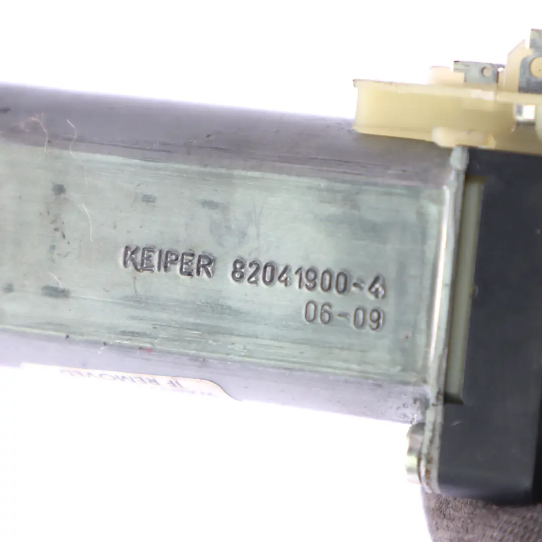 Delantero Derecho Asiento Ajustador Motor Actuador para Mercedes W204 C219 con número de pieza 0390203004 Mercedes W204 C219 Delantero Derecho Asiento Ajustador Motor Actuador - SKU 0390203004-1 - Número de pieza 0390203004