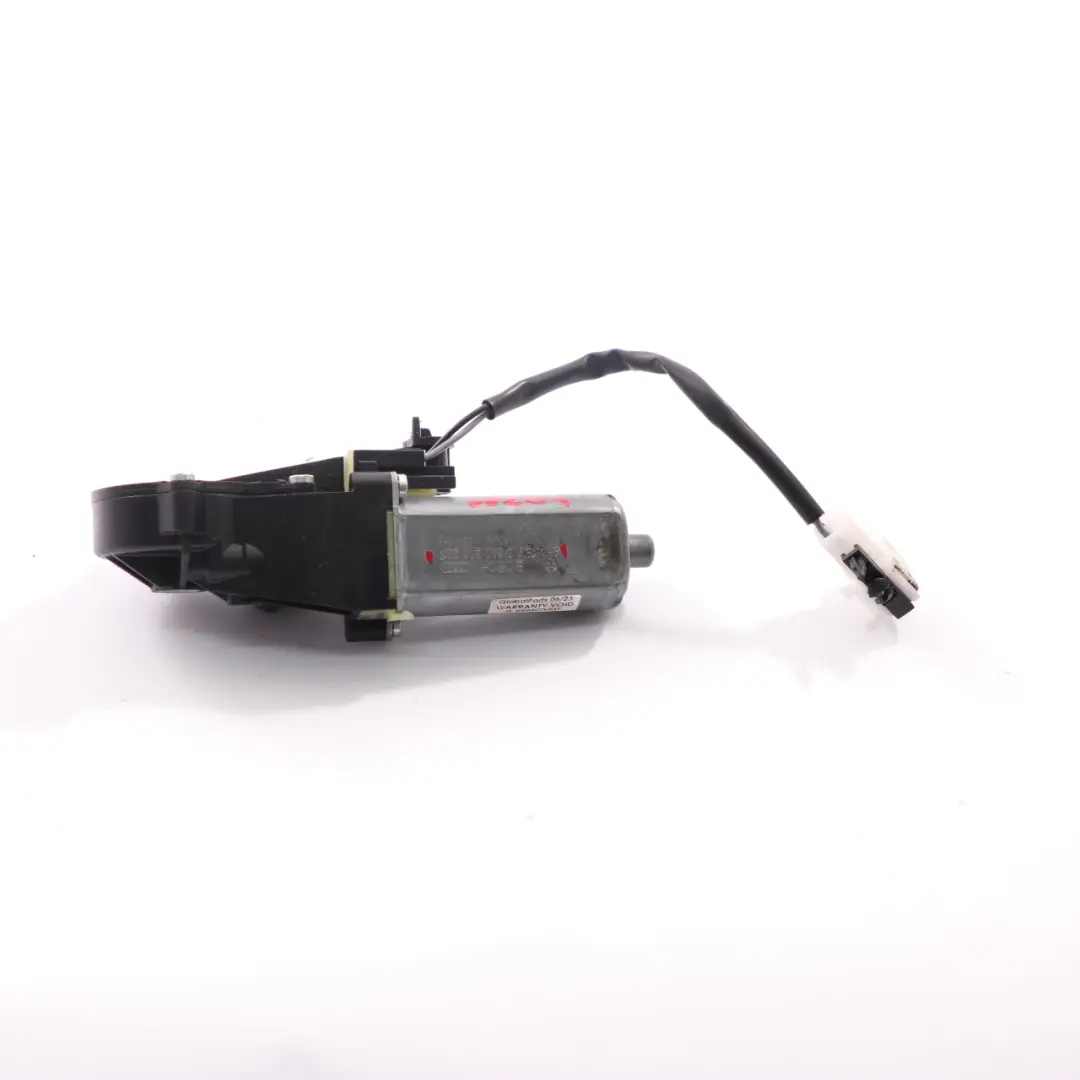 Mercedes W204 Seat Motor Front Right O/S Adjustment Regulator Drive - SKU 0390203207 - Part number 0390203207