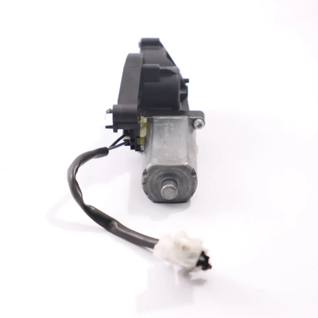 Mercedes W204 Motore Sedile Anteriore Destro Regolazione Azionamento 0 - SKU 390203207 - Numero di parte 0390203207