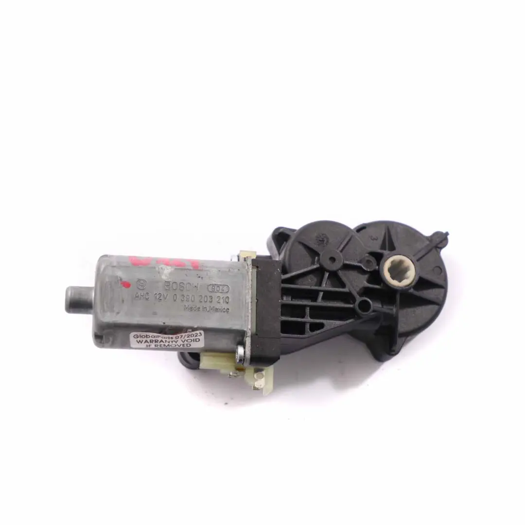 Regolatore sedile anteriore sinistro Attuatore motore 0 per Mercedes W164 con numero di parte 0390203210 Mercedes W164 Regolatore sedile anteriore sinistro Attuatore motore 0 - SKU 390203210 - Numero di parte 0390203210