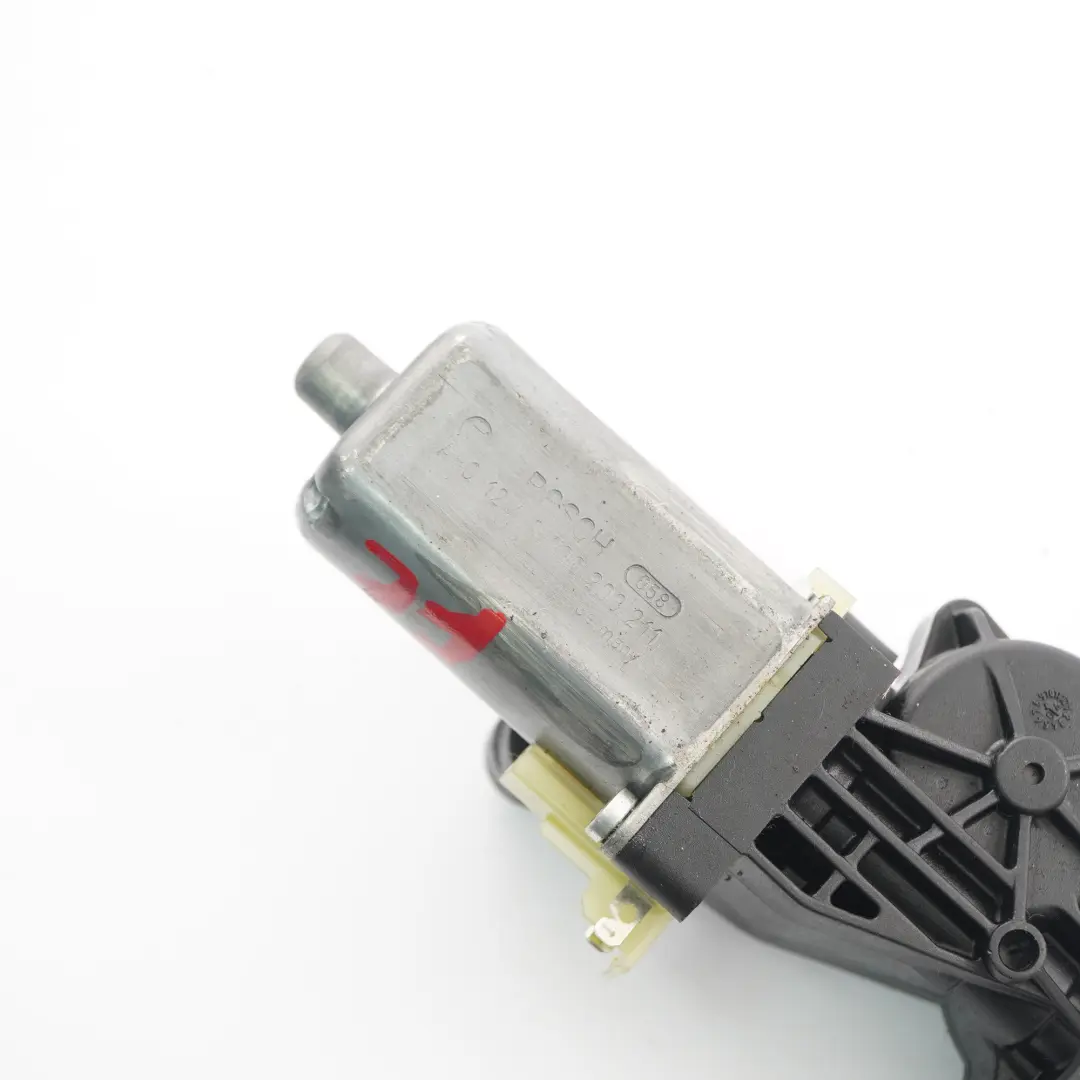 Mercedes W211 Motore Sedile Anteriore Sinistro Regolazione Motrice - SKU 0390203211 - Numero di parte 0390203211