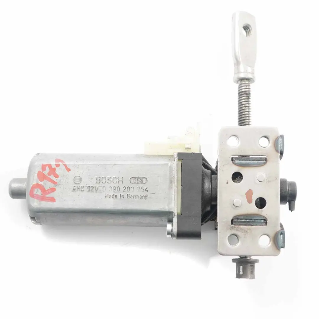 Motore di regolazione del sedile Mercedes W221 Attuatore anteriore 0 per con numero di parte 0390203254 Motore di regolazione del sedile Mercedes W221 Attuatore anteriore 0 - SKU 390203254 - Numero di parte 0390203254