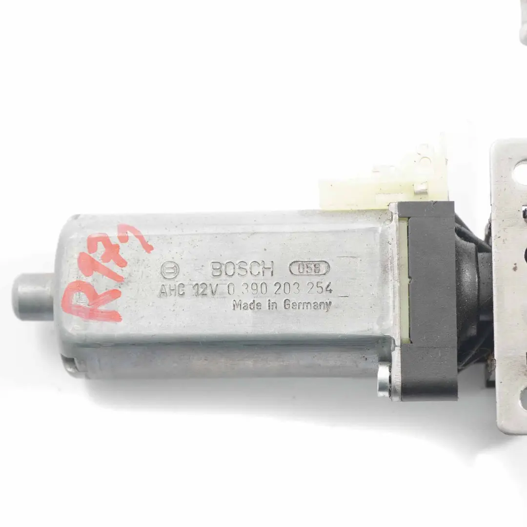  Motor de ajuste del asiento Mercedes W221 Actuador motor delantero 0 - SKU 390203254 - Número de pieza 0390203254