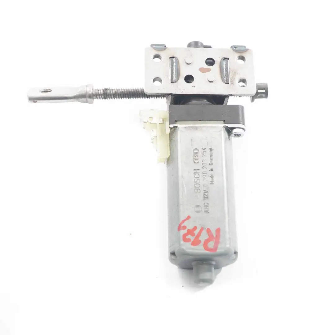  Motor de ajuste del asiento Mercedes W221 Actuador motor delantero 0 - SKU 390203254 - Número de pieza 0390203254