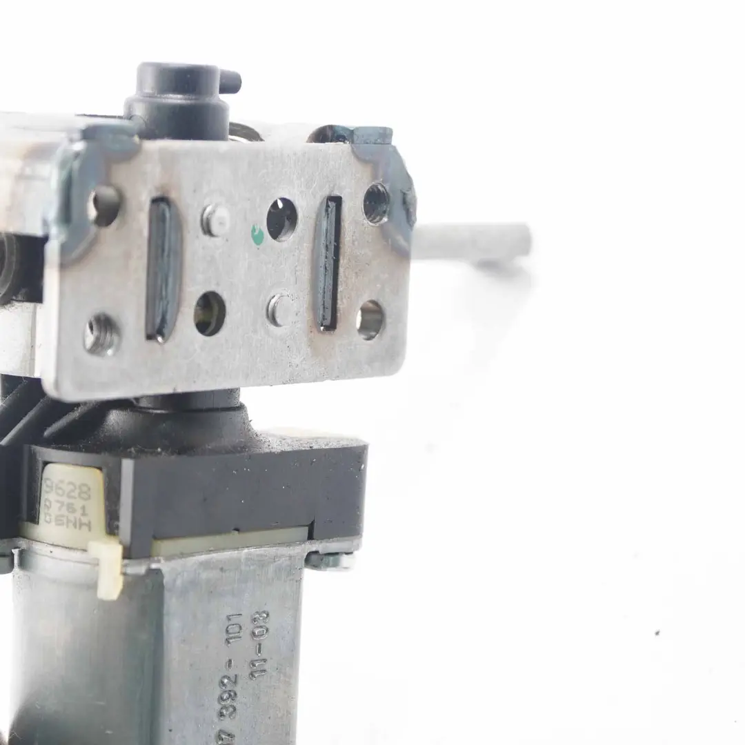  Motor de ajuste del asiento Mercedes W221 Actuador motor delantero - SKU 0390203255 - Número de pieza 0390203255