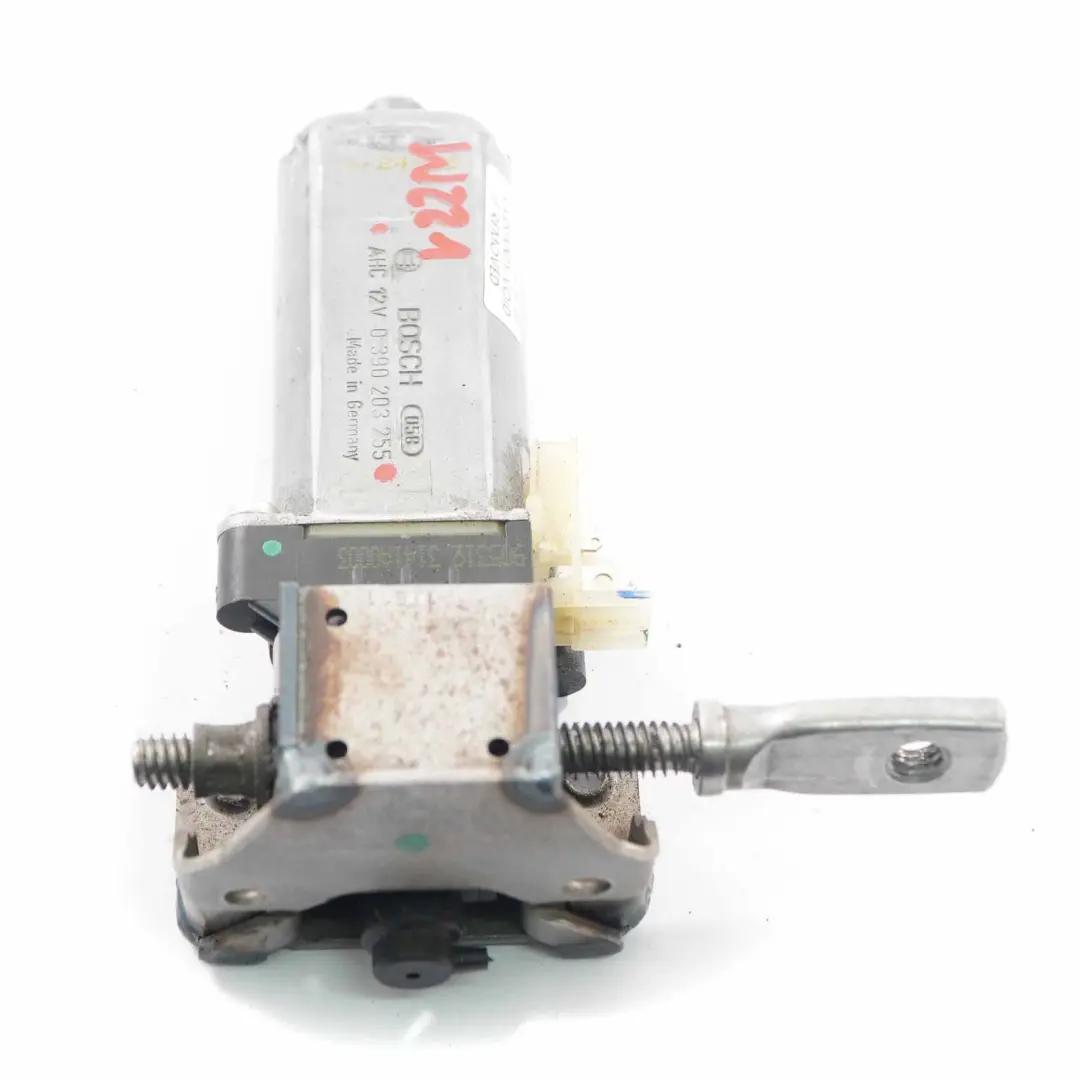  Motor de ajuste del asiento Mercedes W221 Actuador motor delantero - SKU 0390203255 - Número de pieza 0390203255
