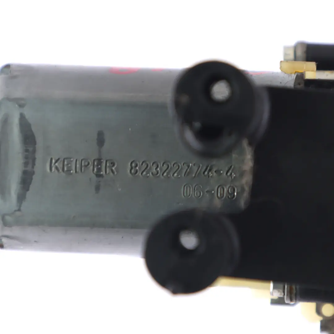 Delantero Izquierdo Asiento Ajustador Motor Actuador 0390203208 para Mercedes W204 con número de pieza 0390203274 Mercedes W204 Delantero Izquierdo Asiento Ajustador Motor Actuador 0390203208 - SKU 0390203274 - Número de pieza 0390203274