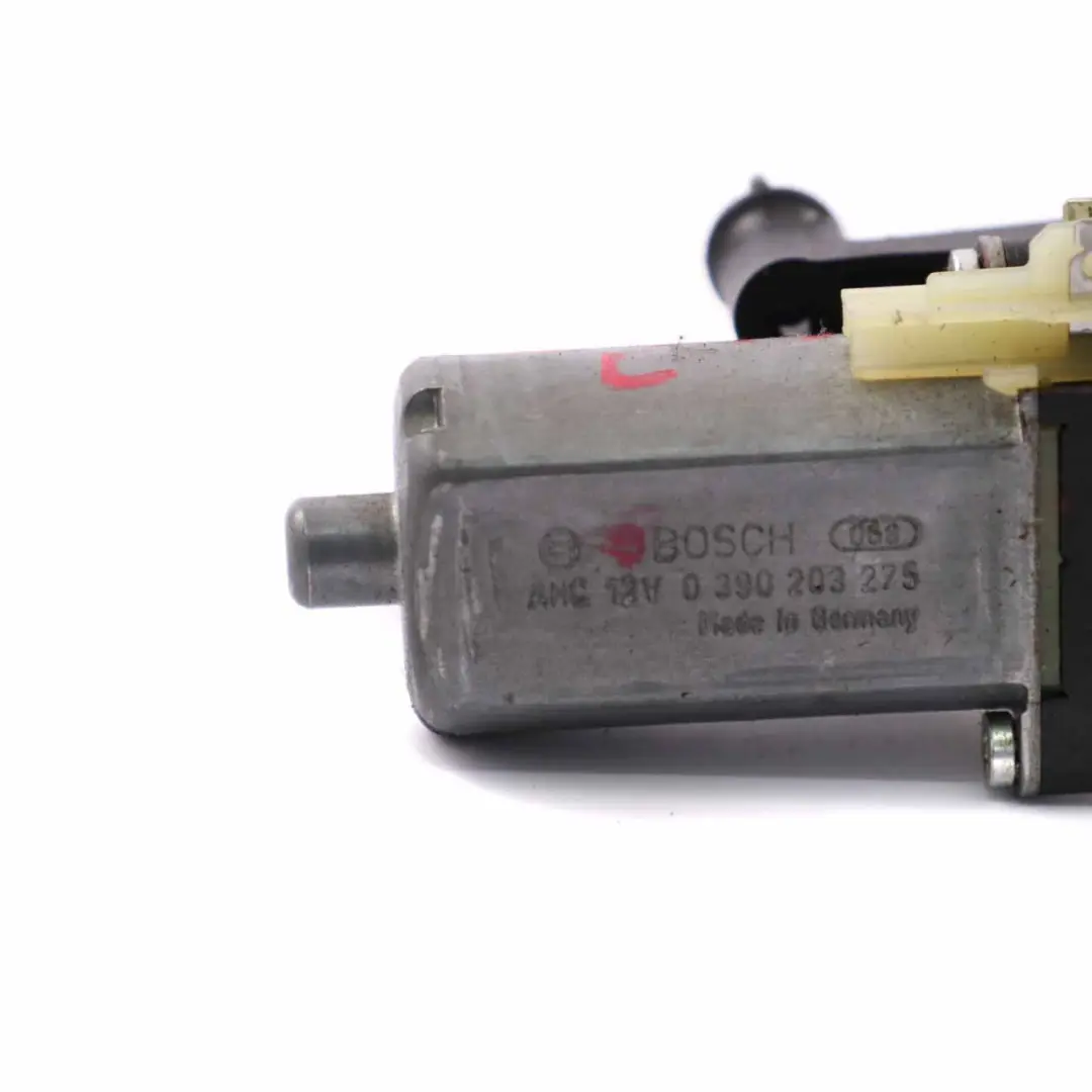 motore sedile anteriore sinistro attuatore regolatore per Mercedes W211 con numero di parte 0390203275 Mercedes W211 motore sedile anteriore sinistro attuatore regolatore - SKU 0390203275 - Numero di parte 0390203275