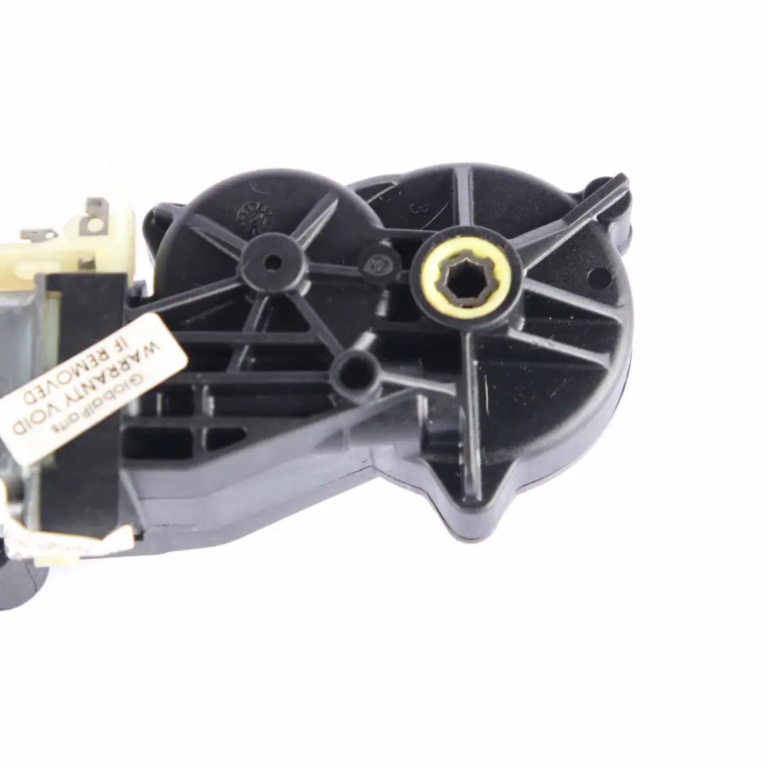 Mercedes W212 Moteur de siège avant gauche Adjustuster Motor 0 - SKU 390203323 - Numéro de pièce 0390203323