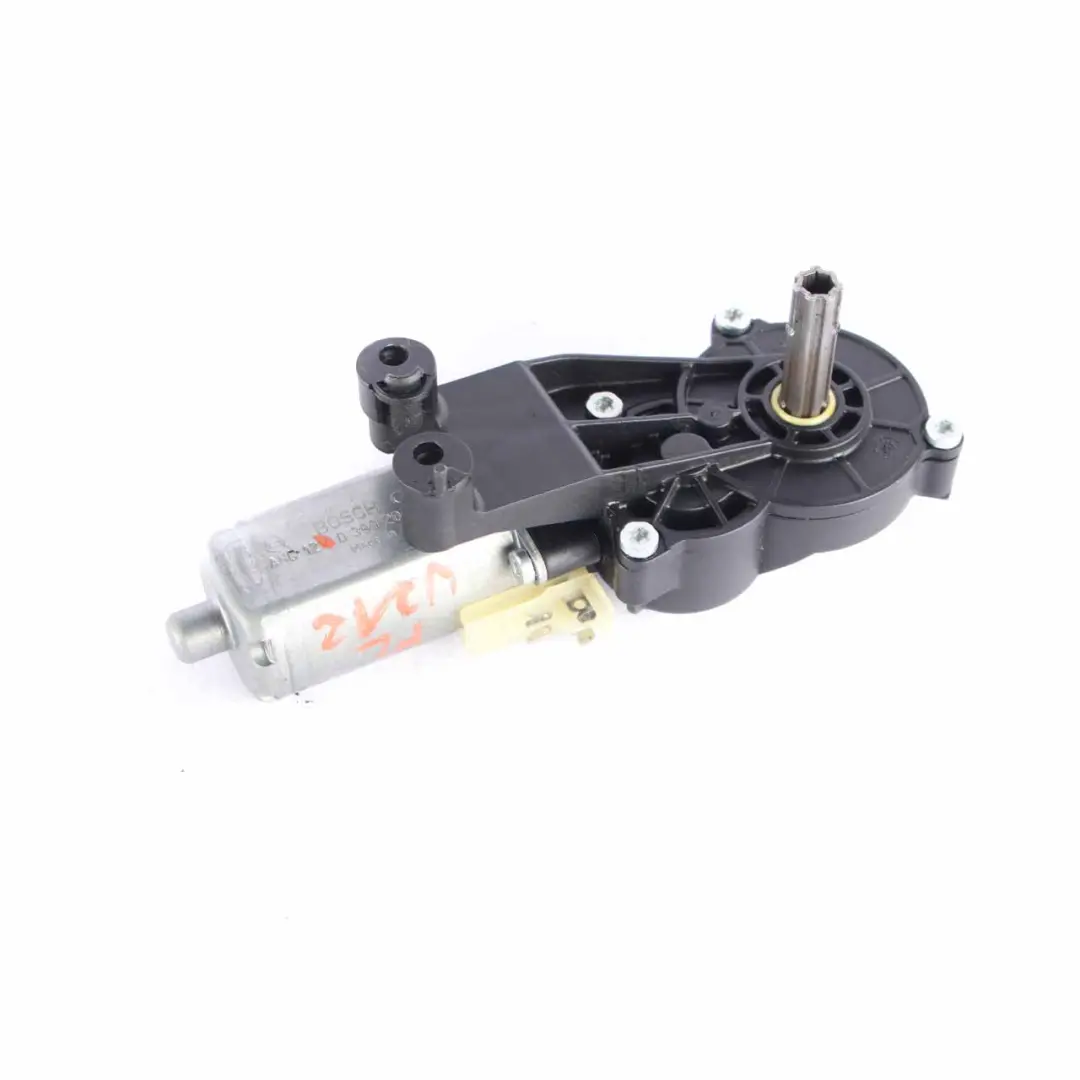 Attuatore motore sedile anteriore sinistro Motore regolatore per Mercedes W212 con numero di parte 0390203323 Mercedes W212 Attuatore motore sedile anteriore sinistro Motore regolatore - SKU 390203323 - Numero di parte 0390203323