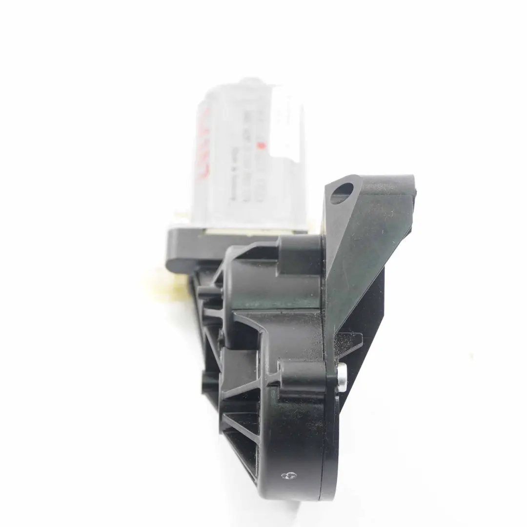 Motore regolazione sedili Mercedes W204 W207 Coupé Attuatore sedili per con numero di parte 0390203331 Motore regolazione sedili Mercedes W204 W207 Coupé Attuatore sedili - SKU 0390203331 - Numero di parte 0390203331