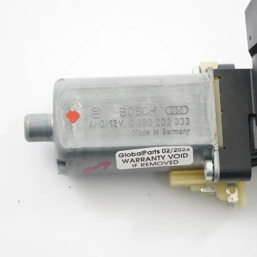 W207 Regolatore motore sedile anteriore destro per Mercedes con numero di parte 0390203333 Mercedes W207 Regolatore motore sedile anteriore destro - SKU 0390203333 - Numero di parte 0390203333