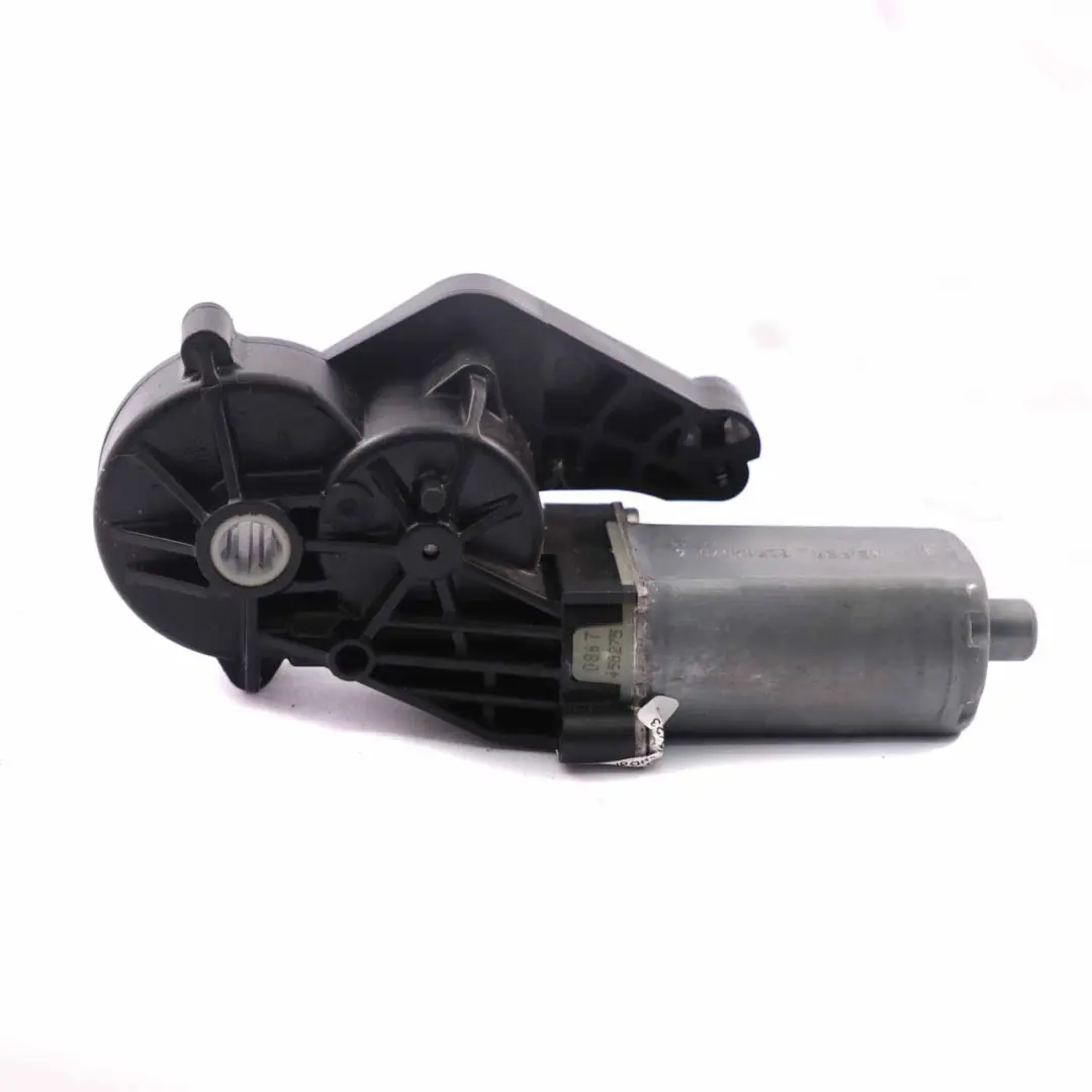 Mercedes W212 Moteur du siège avant gauche Actionneur de réglage 0 - SKU 390203368 - Numéro de pièce 0390203368