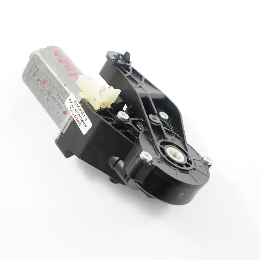 Mercedes W204 Motor Del Asiento Delantero Izquierdo Motor Actuador - SKU 0390203369 - Número de pieza 0390203369