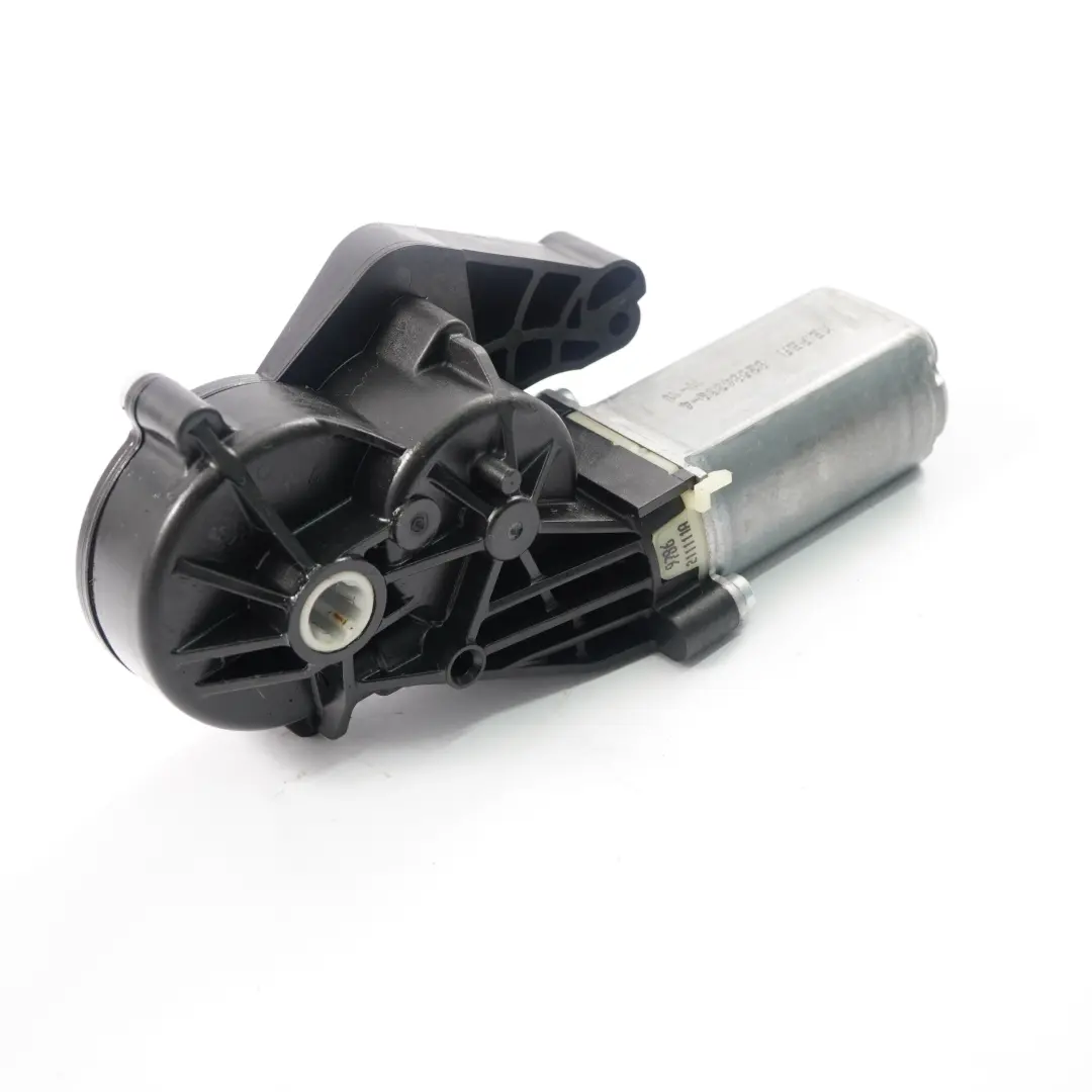 Moteur Siège Avant Gauche Actionneur Moteur Réglage pour Mercedes W204 à propos du numéro de pièce 0390203369 Mercedes W204 Moteur Siège Avant Gauche Actionneur Moteur Réglage - SKU 0390203369 - Numéro de pièce 0390203369