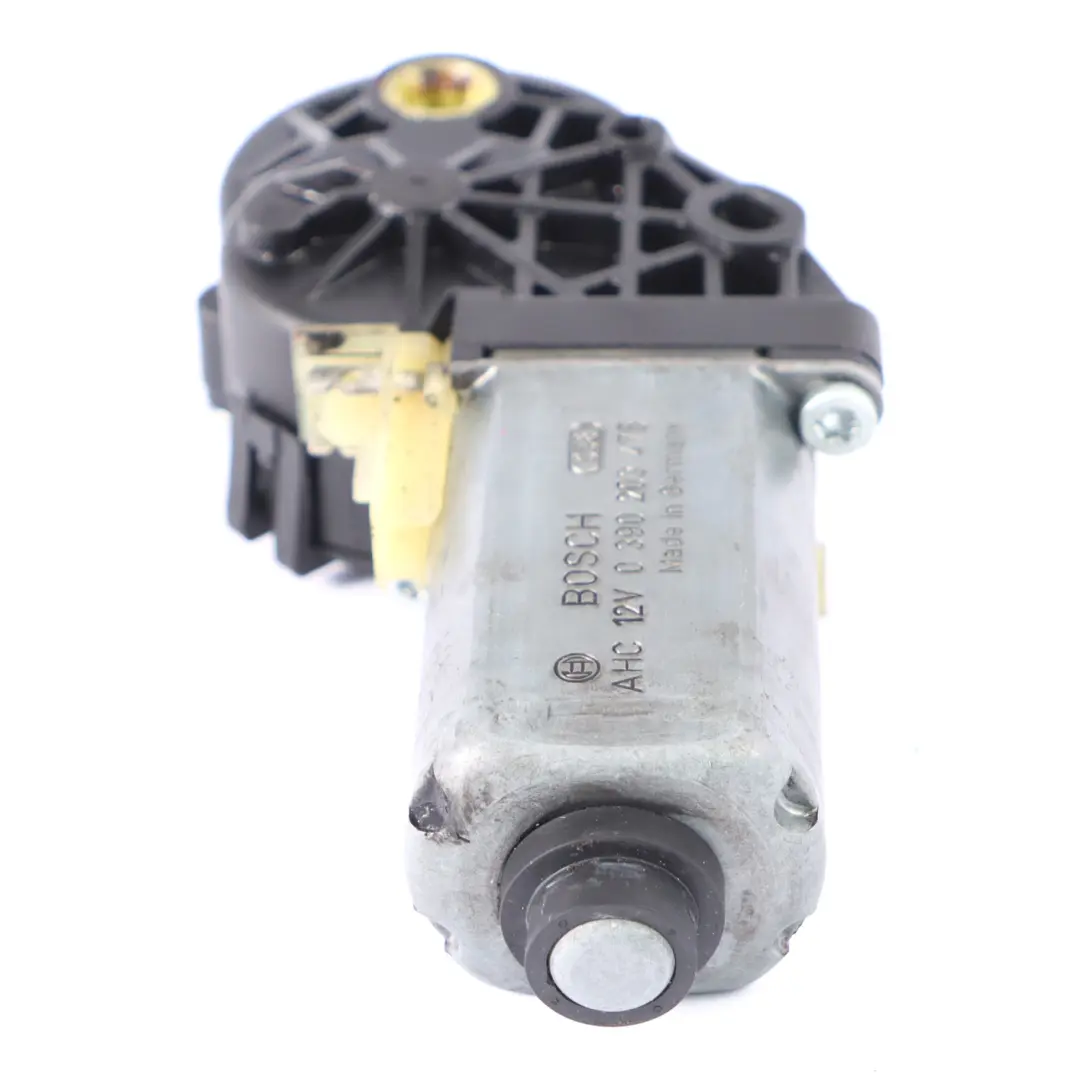 tetto rigido bloccaggio motore attuatore per BMW Z4 E89 Roadster con numero di parte 0390203475 BMW Z4 E89 Roadster tetto rigido bloccaggio motore attuatore - SKU 0390203475 - Numero di parte 0390203475