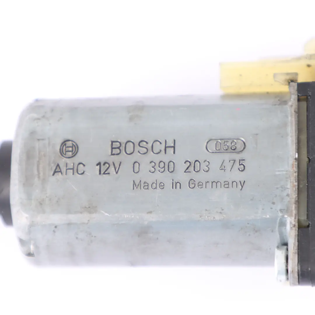 Techo Rígido Bloqueo Motor Actuador para BMW Z4 Roadster con número de pieza 0390203475 BMW Z4 Roadster Techo Rígido Bloqueo Motor Actuador - SKU 0390203475 - Número de pieza 0390203475