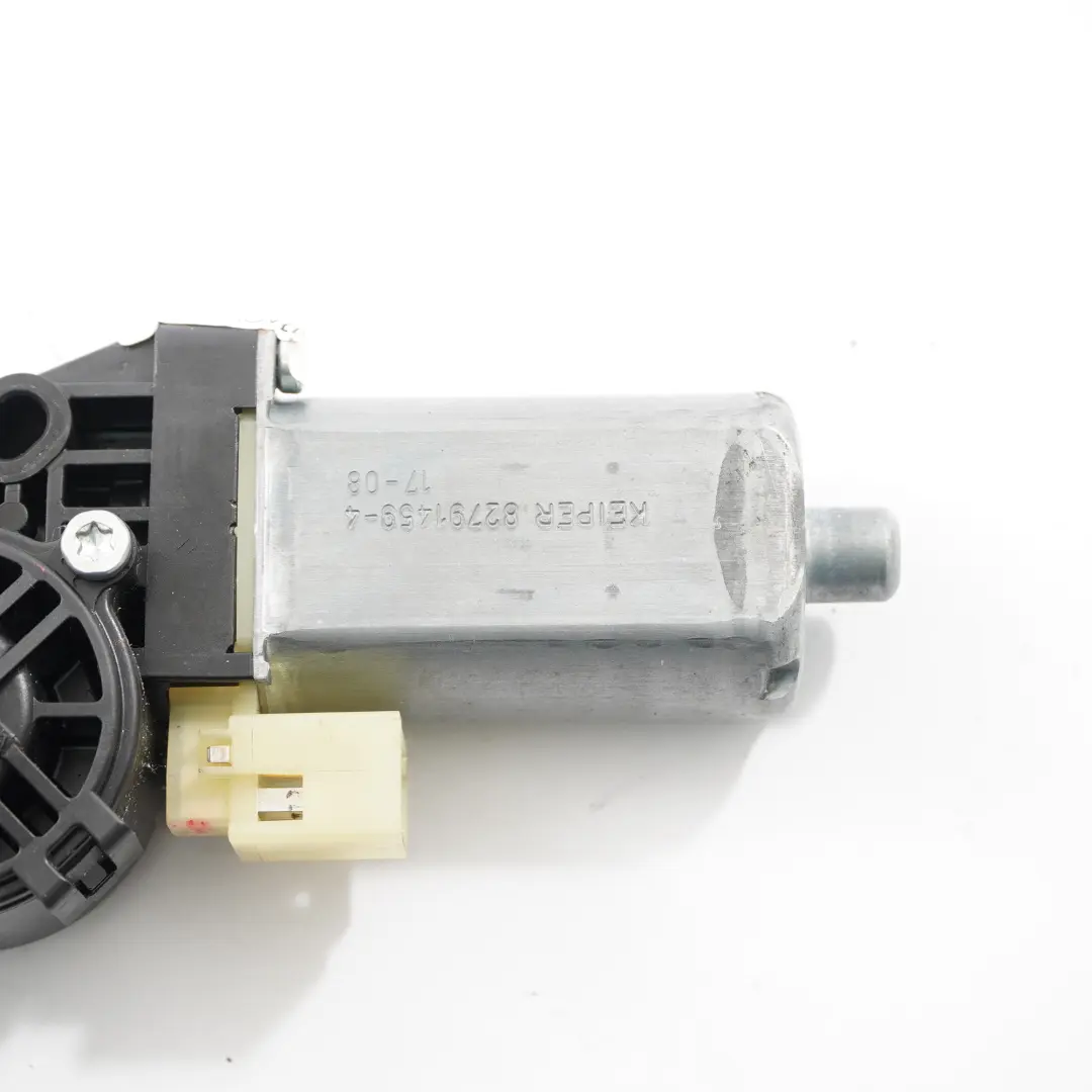 Mercedes W176 Seat Motor Front Right O/S Adjustment Drive Actuator 0 - SKU 390203674 - Part number 0390203674