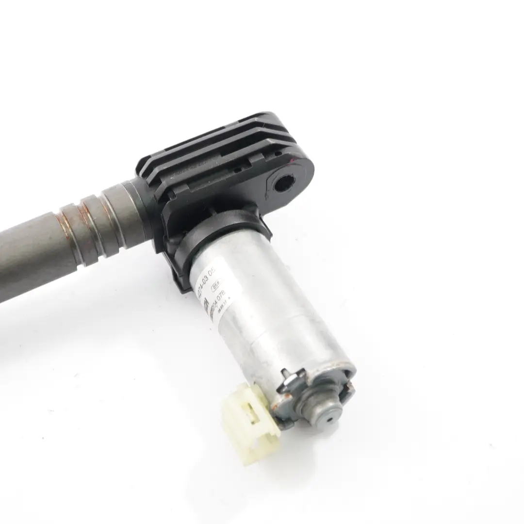Front Right O/S Adjustment Drive Actuator to Mercedes W176 Seat Motor with Part number 0390204078 Mercedes W176 Seat Motor Front Right O/S Adjustment Drive Actuator - SKU 0390204078 - Part number 0390204078