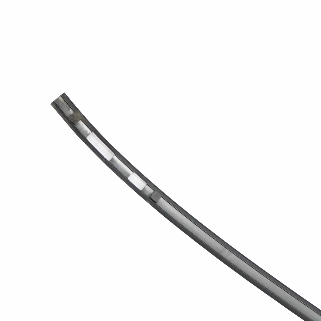 Moulure Toit BMW E61 Touring Bordure gauche Noir Carbonschwarz Métallisé - 416 pour à propos du numéro de pièce 0390346 Moulure Toit BMW E61 Touring Bordure gauche Noir Carbonschwarz Métallisé - 416 - SKU 0390346-CAR - Numéro de pièce 0390346